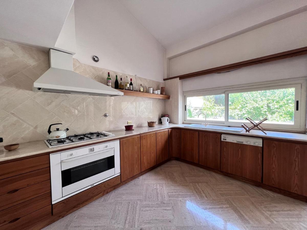 Villa Luxury Roma Марко-Симоне Экстерьер фото