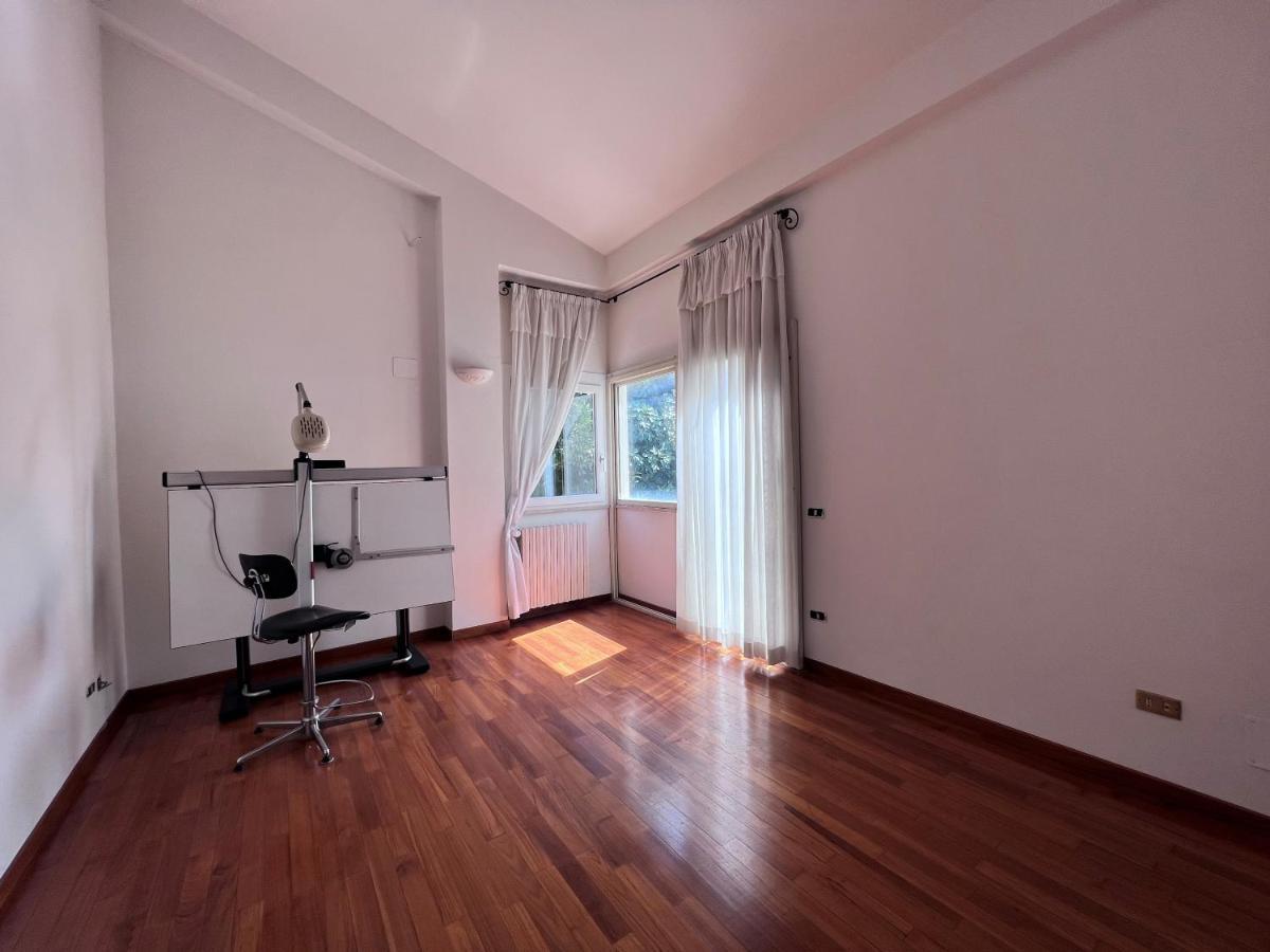 Villa Luxury Roma Марко-Симоне Экстерьер фото