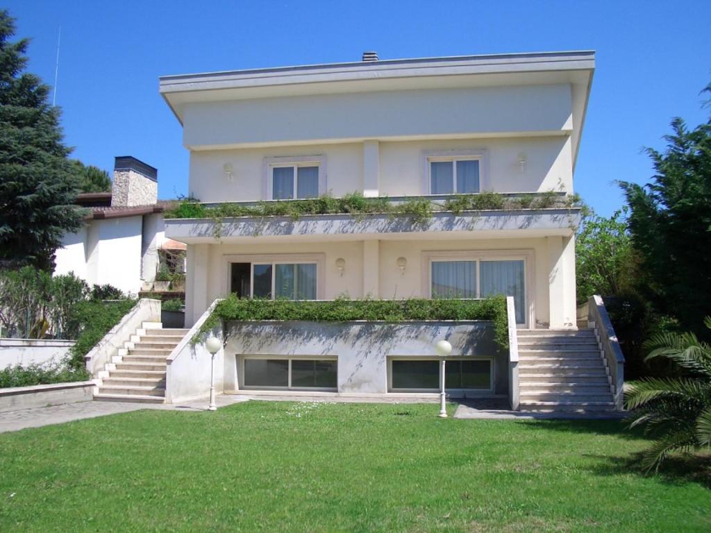 Villa Luxury Roma Марко-Симоне Экстерьер фото
